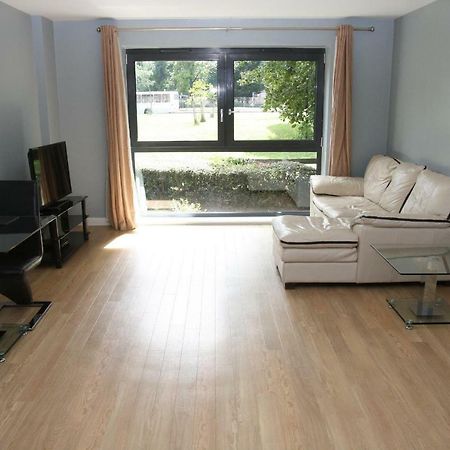 Letting Serviced Apartments - Flanders Court, Watford Town Centre Экстерьер фото